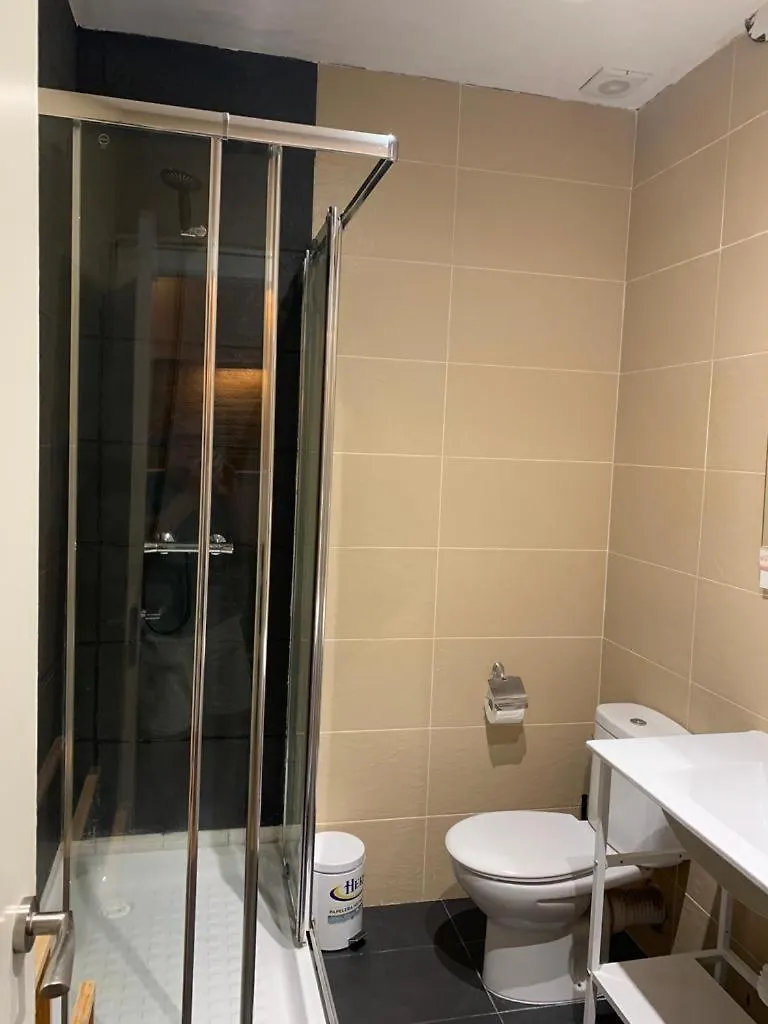 Apartament Modern Al Carrer Blai, Poble Sec Barcelona 0*,